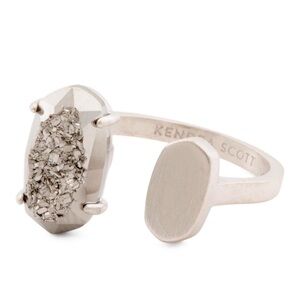 🎉LAST CHANCE🎉 KENDRA SCOTT
Pryde Ring Silver/Iridescent‎ Drusy